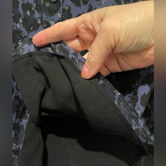 KATE SPADE WILD ONES NAVY LEOPARD CLIP DOT BOW BLOUSE SIZE XL GENTLY WORN - Picture 6 of 12